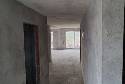 Casă cu 4 camere cu Teren 430 Mp în Zimandcuz - 2