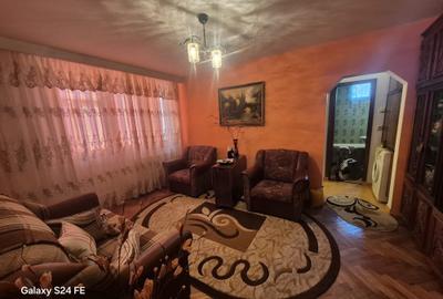 Apartament cu 2 camere decomandat, mobilat în Dărmănești - 1
