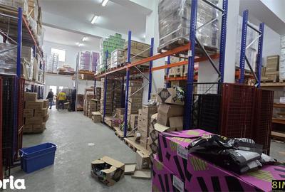 Spațiu comercial, de 529 mp, în Central - 4