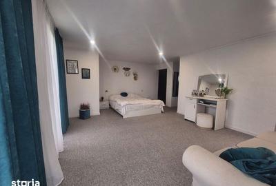 Casă cu 5 camere cu Teren 1800 Mp în Dănești - 8