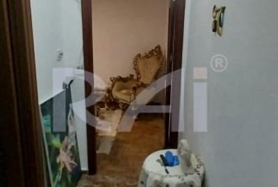 Apartament renovat, 3 camere, Valea Rosie – Etaj 2/4 - 2