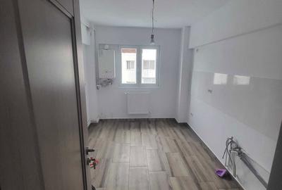 Apartament cu 3 camere decomandat în Mioriței - 4