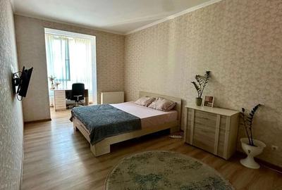 Garsonieră decomandată în Titan