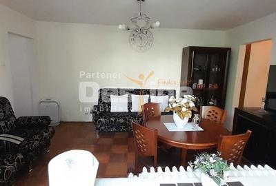 Apartament cu 3 camere semidecomandat în Titan - 1