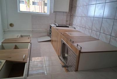 Inchiriez apartament 2 camere - 3