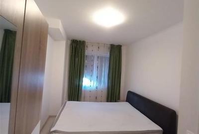 Apartament cu 3 camere decomandat, mobilat în Tractorul - 3