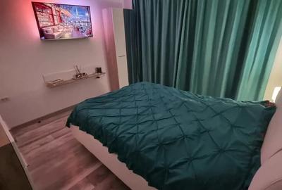 Apartament 3 camere - semidecomandat - etaj 1 - Micro 17 - 1