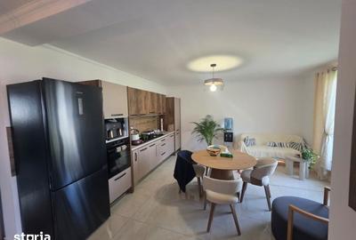 Casă cu 3 camere decomandat cu Teren 497 Mp în Central - 3