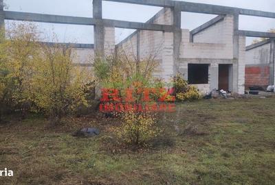Spațiu comercial, de 300 mp, în Central - 1