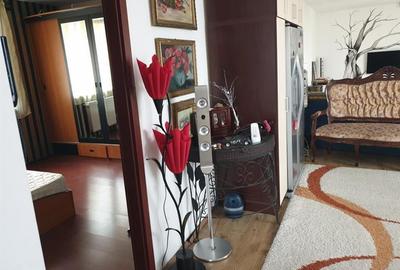 Vila 8 Camere si Curte  Spatiu Ideal pentru Familie Mare sau Investitie - 5