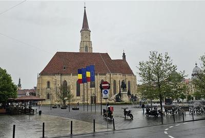 Birou, de 84 mp, în Central