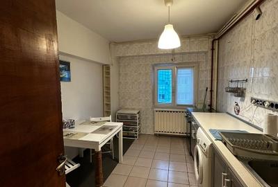 Apartament cu 4 camere decomandat în Tei - 5