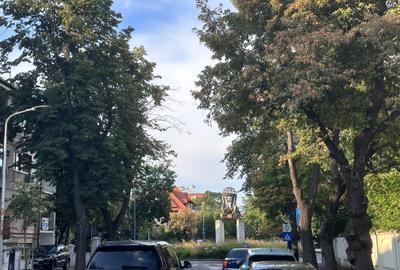 Vila renovată 2025 cu finisaje premium - 2