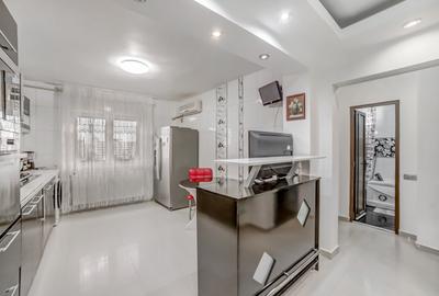Apartament cu 2 camere decomandat, mobilat în Titan - 4