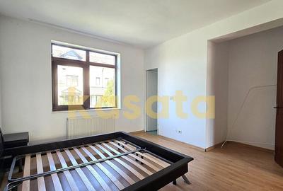 Super pret | De renovat cum iti place | 6 camere | Curte - 12