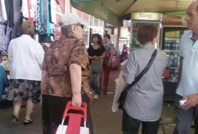 Spațiu comercial, de 45 mp, în Titan - 2