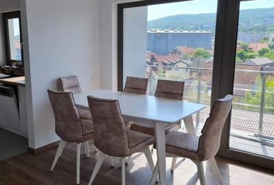 De inchiriat ap 2 cam , bloc nou - zona Aleea Carpati