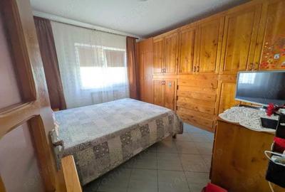 Nord - Parc, Apartament 3 camere decomandat, etaj 2/4, bloc 1984 - 9