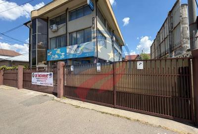 Spațiu comercial, de 730 mp, în Central - 13