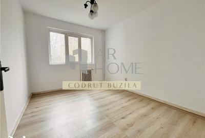 Apartament cu 4 camere în Vest
