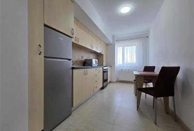 Apartament cu 2 camere semidecomandat, mobilat în Tractorul - 9