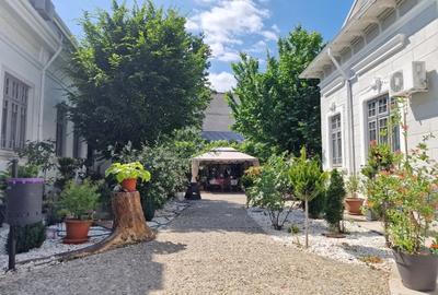 Hotel/Pensiune, de 20 mp, în Unirii - 3