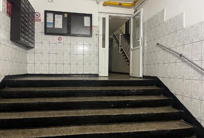 Apartament cu 3 camere decomandat în Rahova - 11