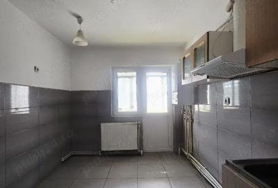 Apartament cu 3 camere decomandat în Școlilor - 7