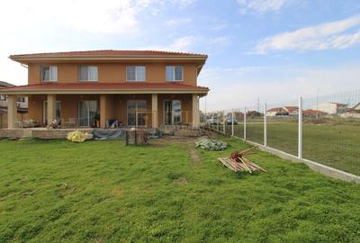 Duplex cu 5 camere cu Canalizare în Dumbrăvița - 1