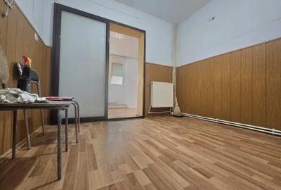 Apartament cu 2 camere decomandat în Calarași 4 - 3