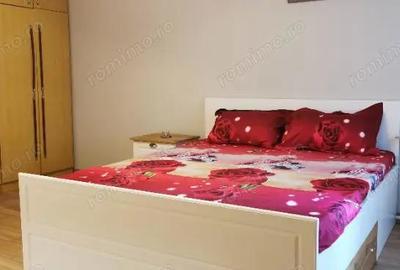 Apartament cu 3 camere decomandat în Dristor