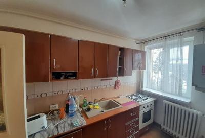 Apartament cu 3 camere decomandat, mobilat în Calea Moldovei - 13