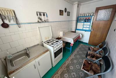 Apartament cu 3 camere în Central - 12