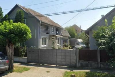 Casă cu Teren 700 Mp în Central - 8