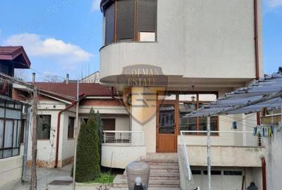 Casa 3 corpuri, 173 mp, teren 276, Constanta, cartier Tomis I, gaze, A/C - 2