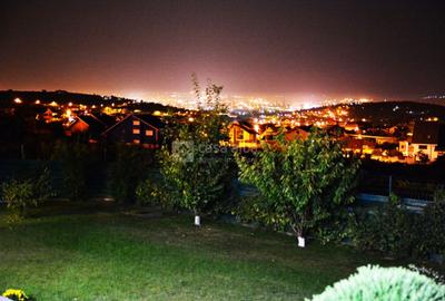 Proprietate unica, independenta energetic, zona Bucium - 32