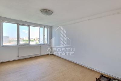 Apartament 3 camere decomandat, centrala proprie, zona Dacia