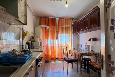 Apartament cu 3 camere decomandat în Păcii - 6