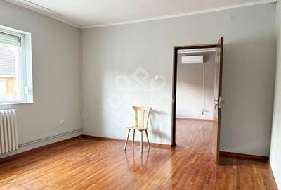 Casa in Iosia cu teren 839 mp - 2