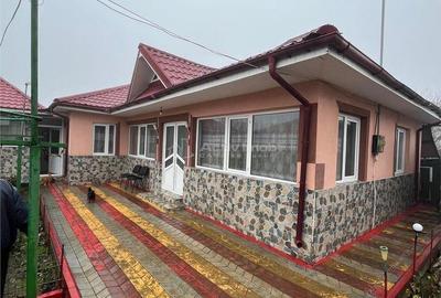 Casă cu 3 camere cu Canalizare în Smârdan - 4