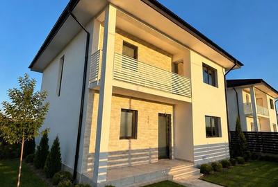 Casă cu 4 camere în Miroslava