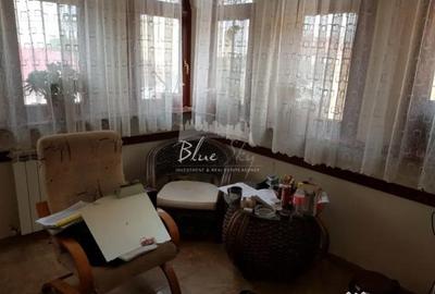 Casă cu 7 camere cu Canalizare în Km 5 - 9