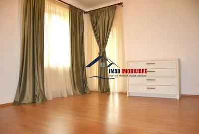 Locatie unica! Inchiriere Vila superba langa parc, lac si stadionul din Targoviste. - 1