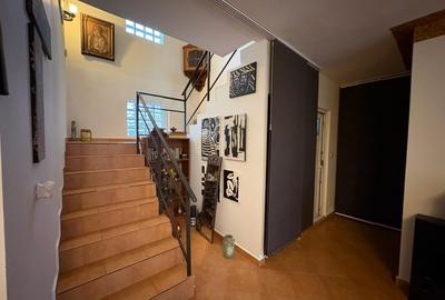 Casă individuală cu 5 camere cu Canalizare în Central - 12