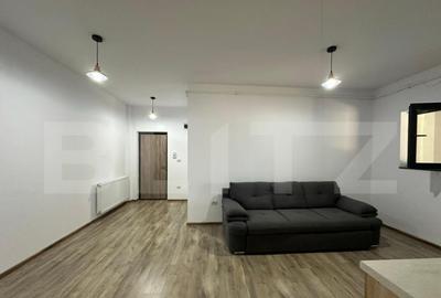 Apartament cu 3 camere semidecomandat, mobilat în Cetate