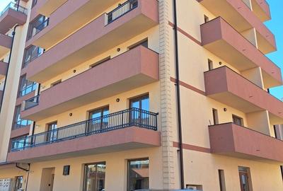 Apartament cu 3 camere decomandat în Exterior Vest - 8
