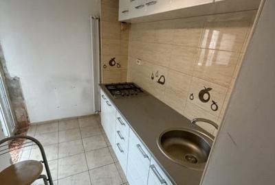 Apartament cu 3 camere decomandat, mobilat în Drumul Taberei - 2
