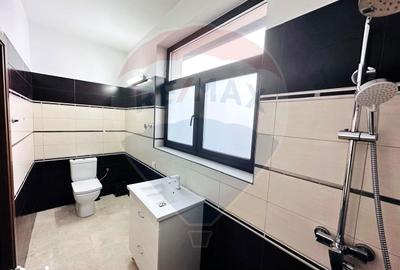 Casă cu 3 camere cu Teren 165 Mp în Colentina - 12