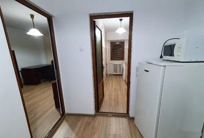 Nerva Traian metrou Timpuri Noi, bl.1997,decomandata,PARTER/8,mobilata,renovata. - 3