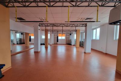 Clădire P+2+M de închiriat – spații servicii / birouri / sală sport - 1